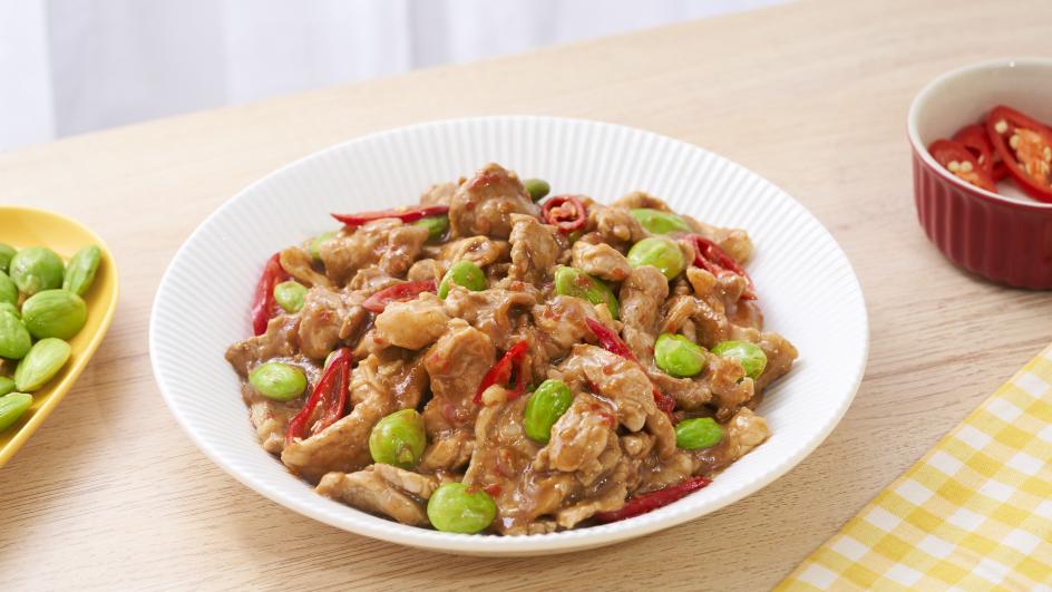 หมูผัดสะตอกะปิ