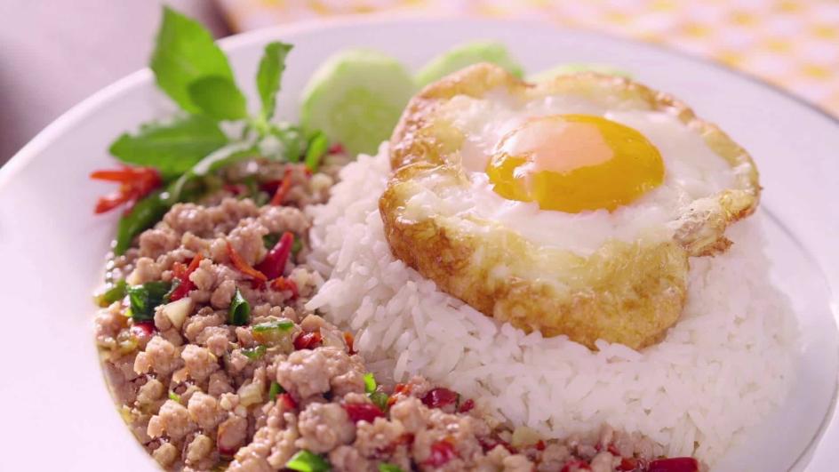 กะเพราหมูหมู