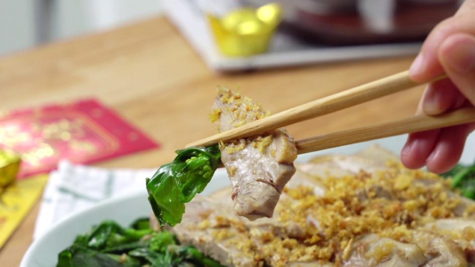 เป็ดพะโล้ผัดซอส