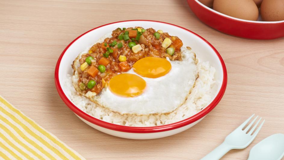 ข้าวไข่ระเบิดหมูสับ