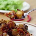 ไก่คั่วซอสพริกกระเทียม