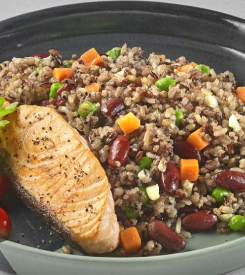 salmon-quinoa-fried-rice