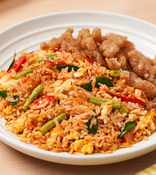 ข้าวผัดพริกแกงทูน่าฟู